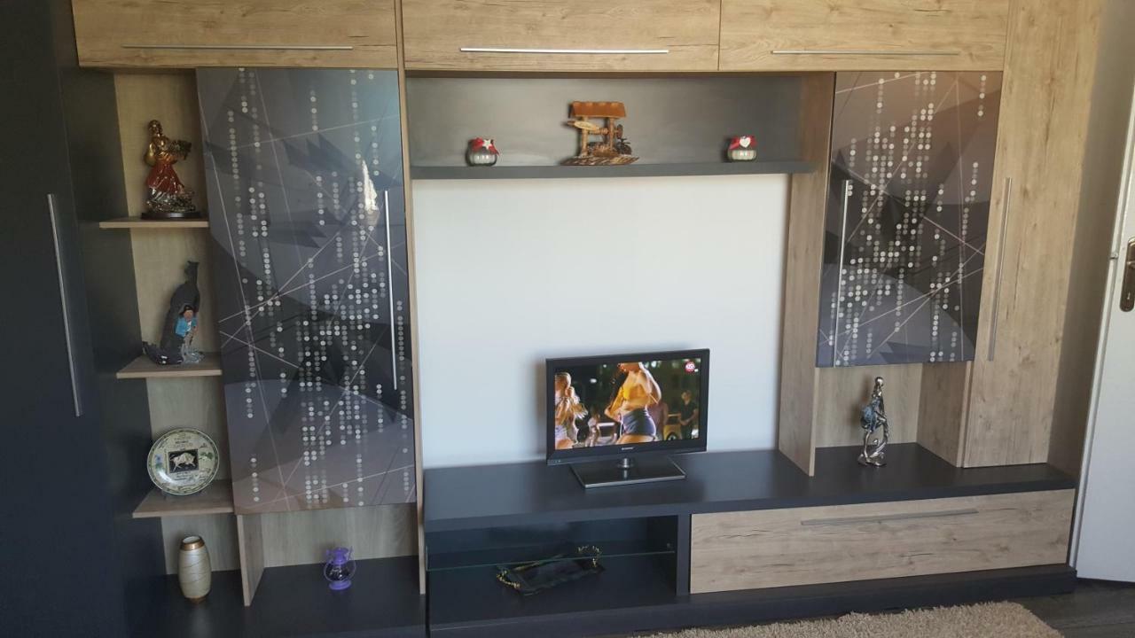 Apartament Victory Apartment Orsova Bagian luar foto