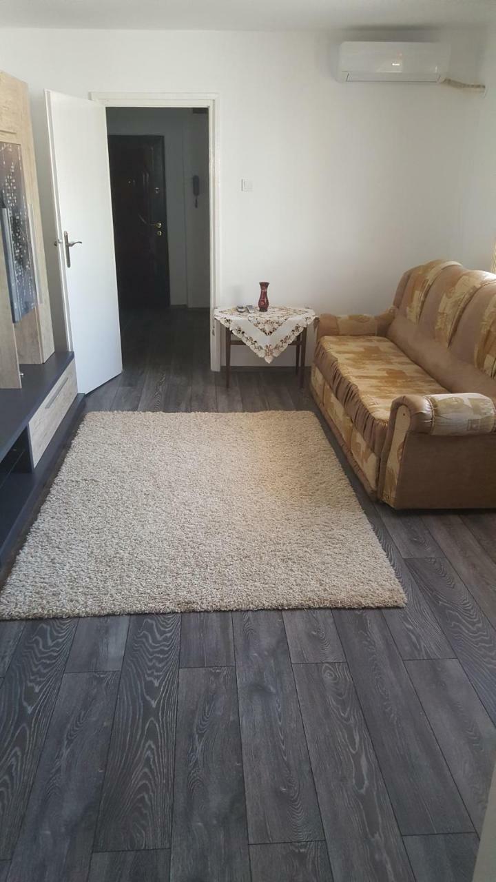 Apartament Victory Apartment Orsova Bagian luar foto